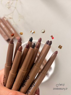 خط لب پیچی طرح رود Rhode با براش سیلیکونی