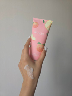نمک بدن هلو بیوآکوا ۲۵۰ گرم